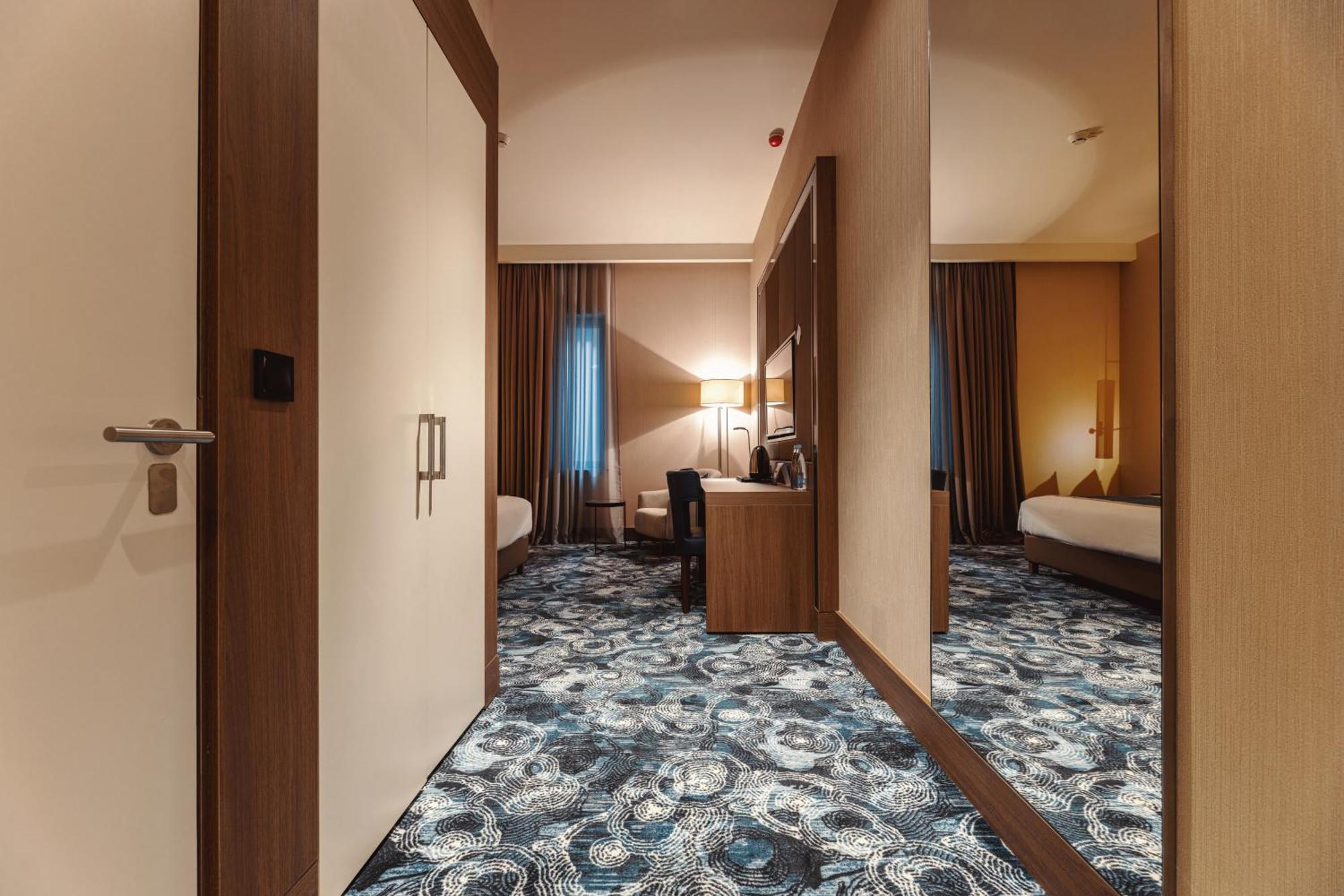 Tbilisi Philharmonic Hotel By Mercure Екстер'єр фото